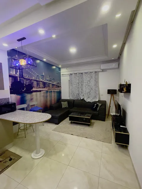 S+1 meublé avec balcon et cuisine équipée — centre-ville de Siliana